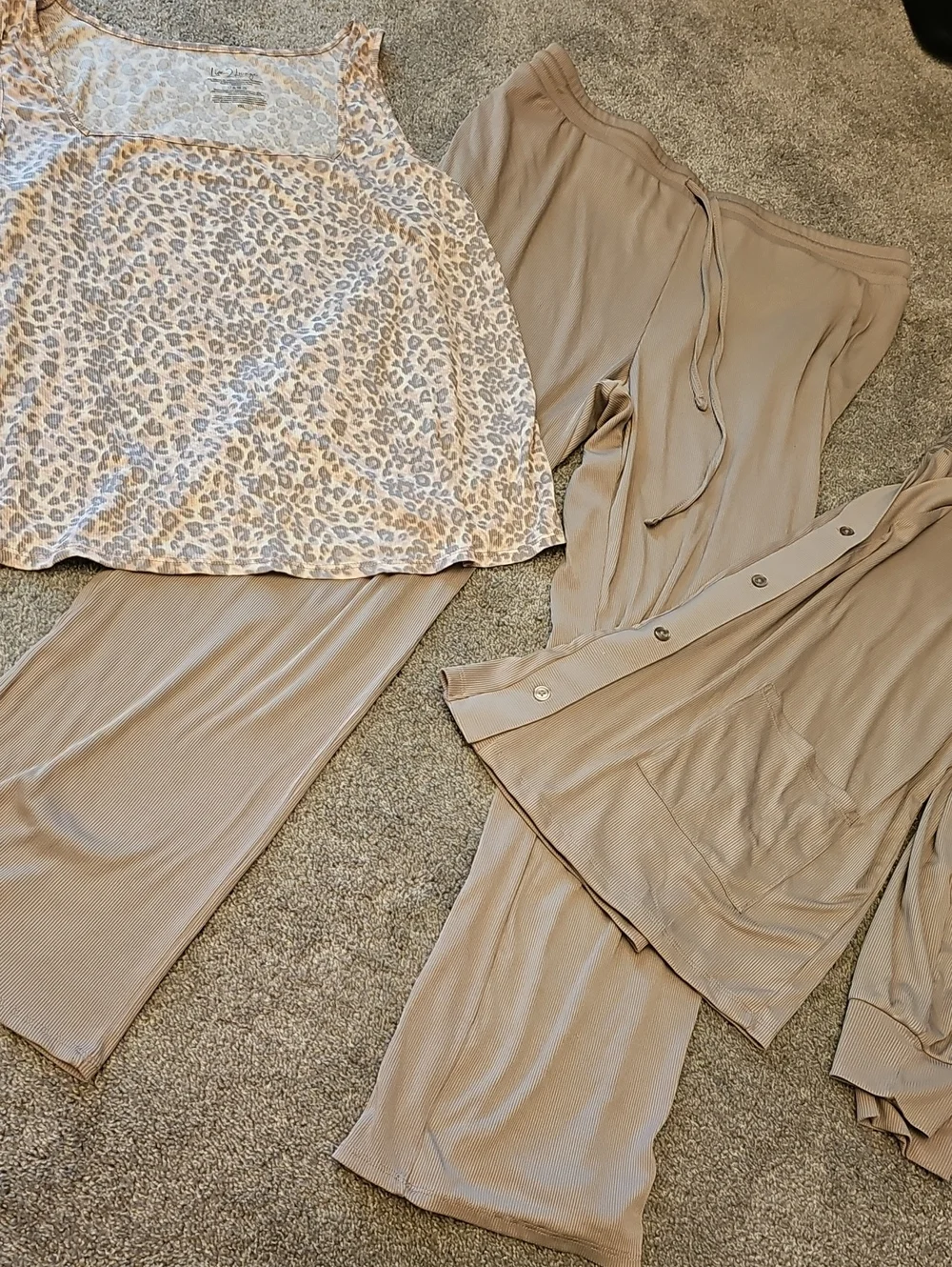 J2🔹️Neutral Beige Loungewear Set - 3 Piece